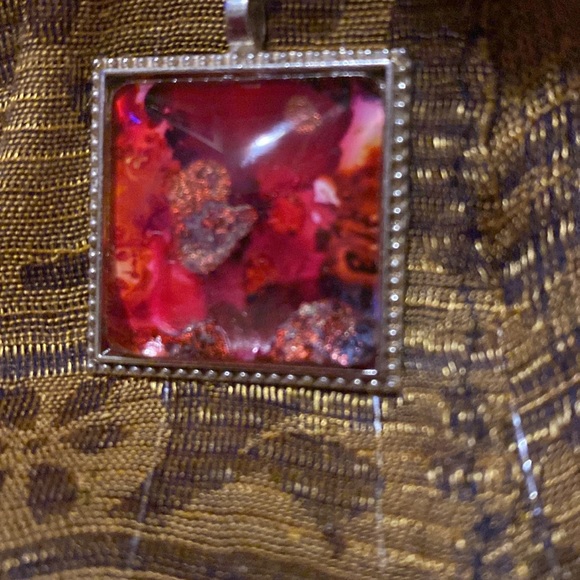 Abstract Alcohol Ink Art Set in Silvertone & and protected Under Domed Glass - Picture 3 of 4